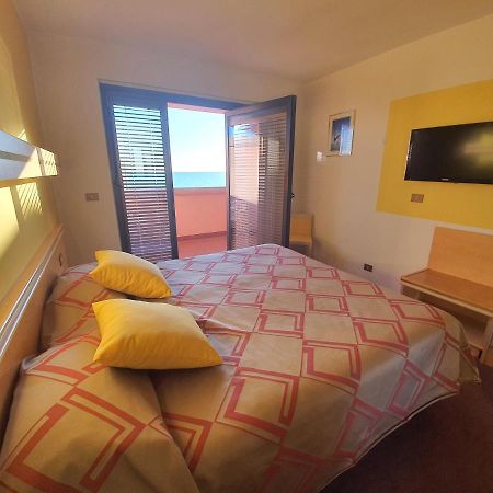 Hotel Antares Grado Buitenkant foto