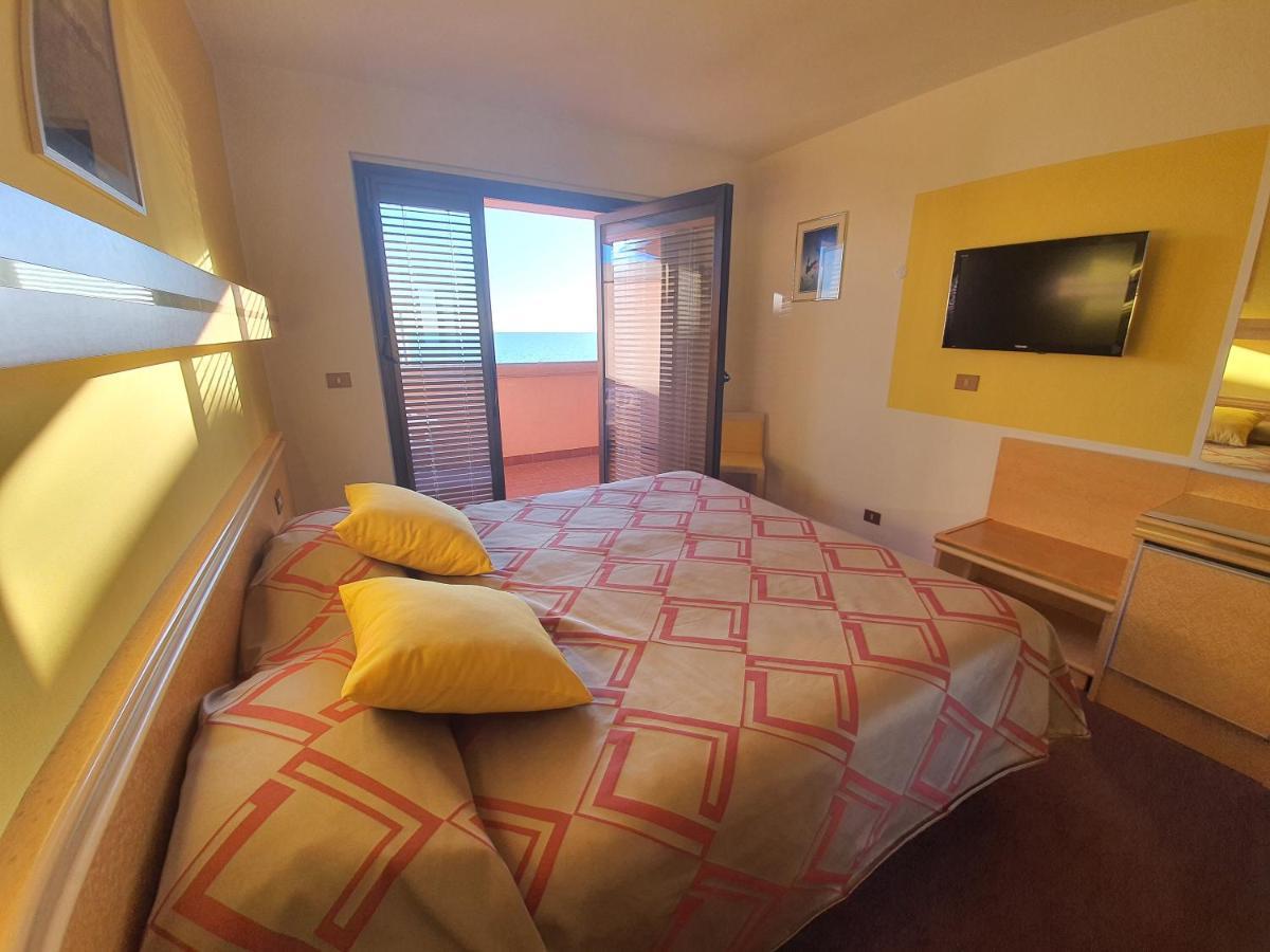 Hotel Antares Grado Buitenkant foto
