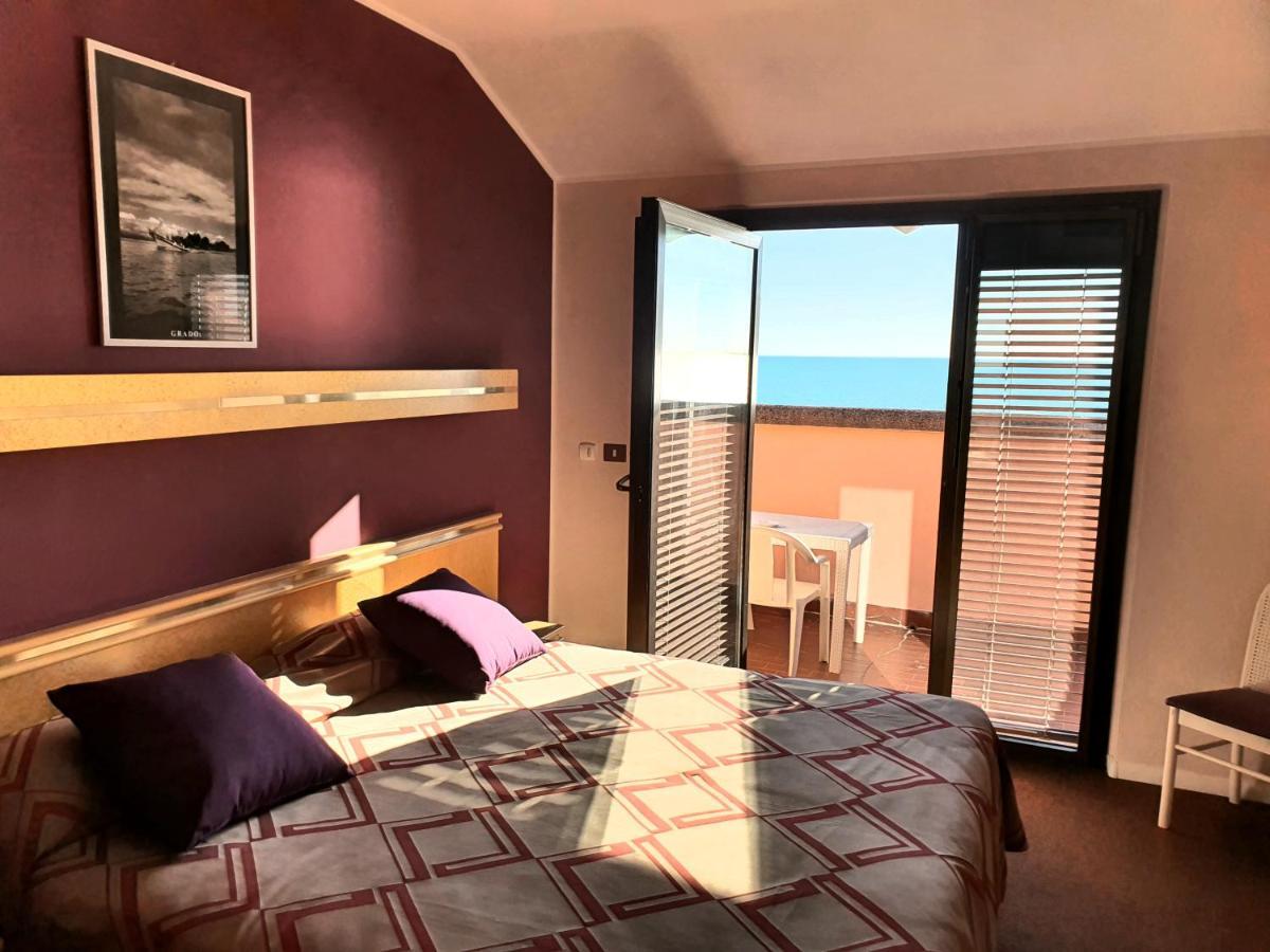 Hotel Antares Grado Buitenkant foto